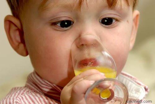 Корректировка поведения ребенка с помощью спиртного